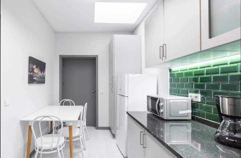 Apt Clérigos Centro Histórico Oporto Extérieur photo